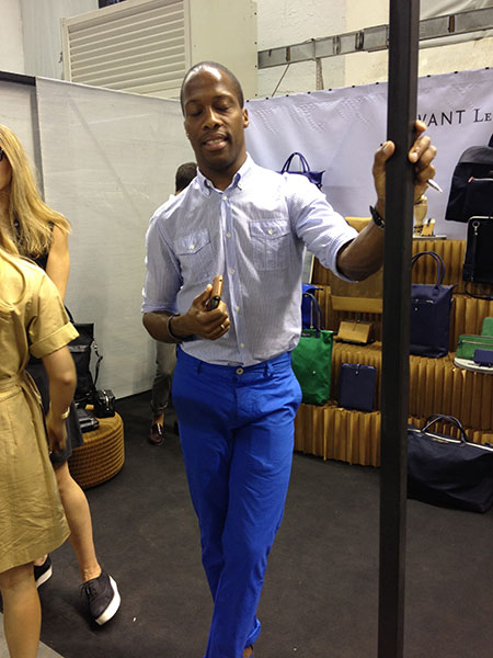 ピッティ２日目黒人ブルー